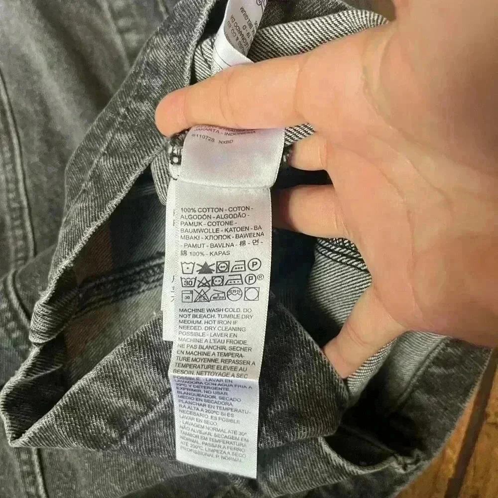 NWT Levi's Women's Tuli Denim Mini Dress medium - Picture 3 of 5